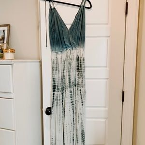 Vici long dress